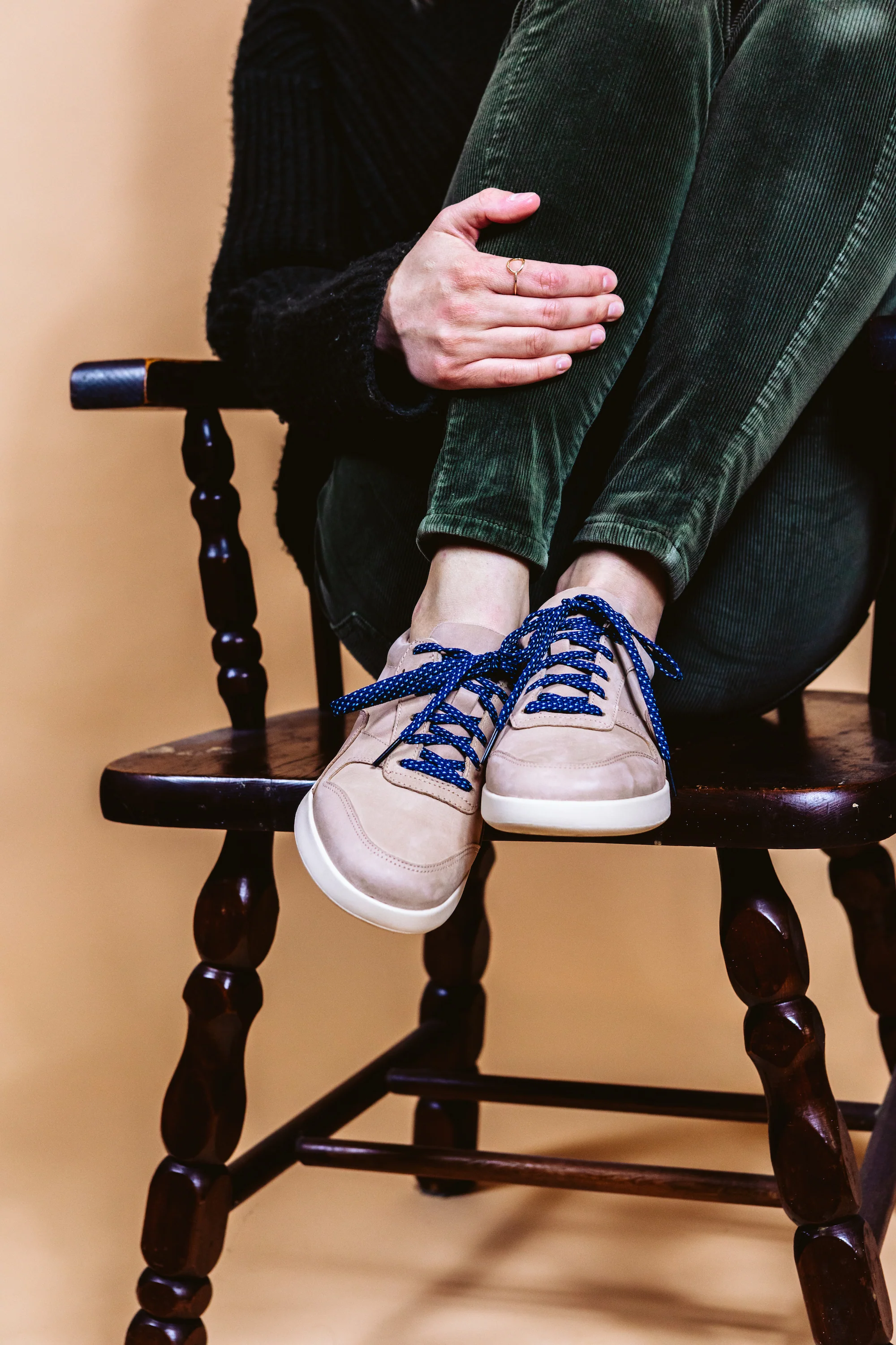 Navy & Light Blue Flat Ticked Sneaker Laces - Image 7